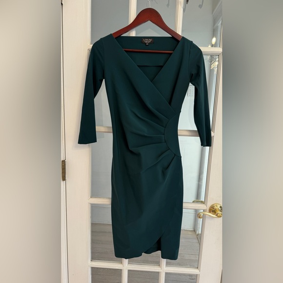 Chiara Boni Dresses & Skirts - LA PETITE ROBE CHIARA BONI Women's Dark Green V-Neck Wrap Front Ruched Dress